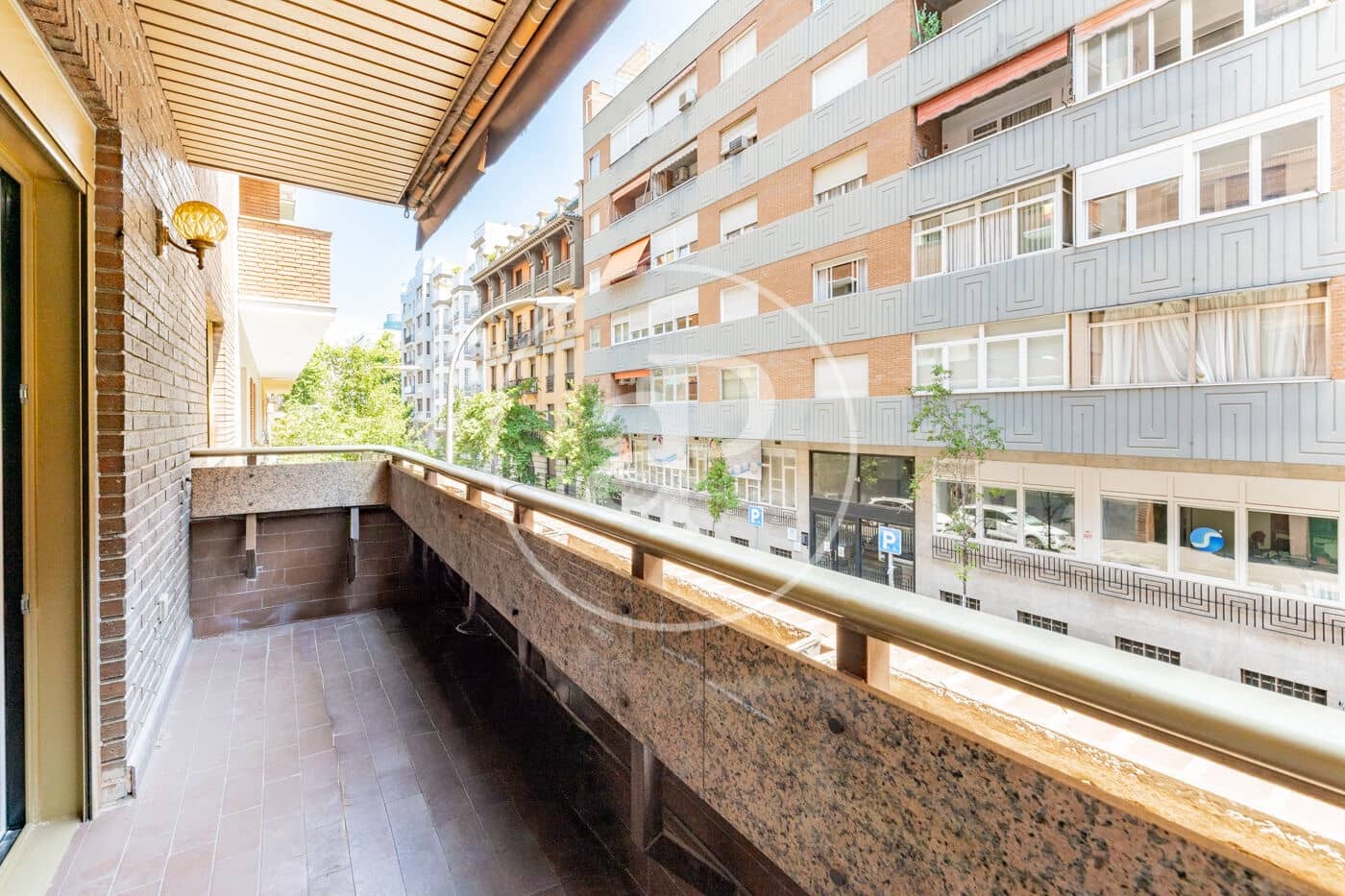 4 bedroom Apartment for rent in Madrid city with garage - € 5,500 (Ref: 9949819)
