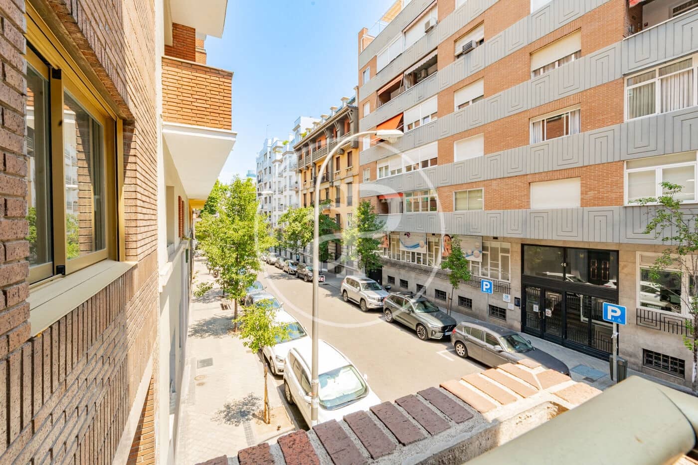 4 bedroom Apartment for rent in Madrid city with garage - € 5,500 (Ref: 9949819)