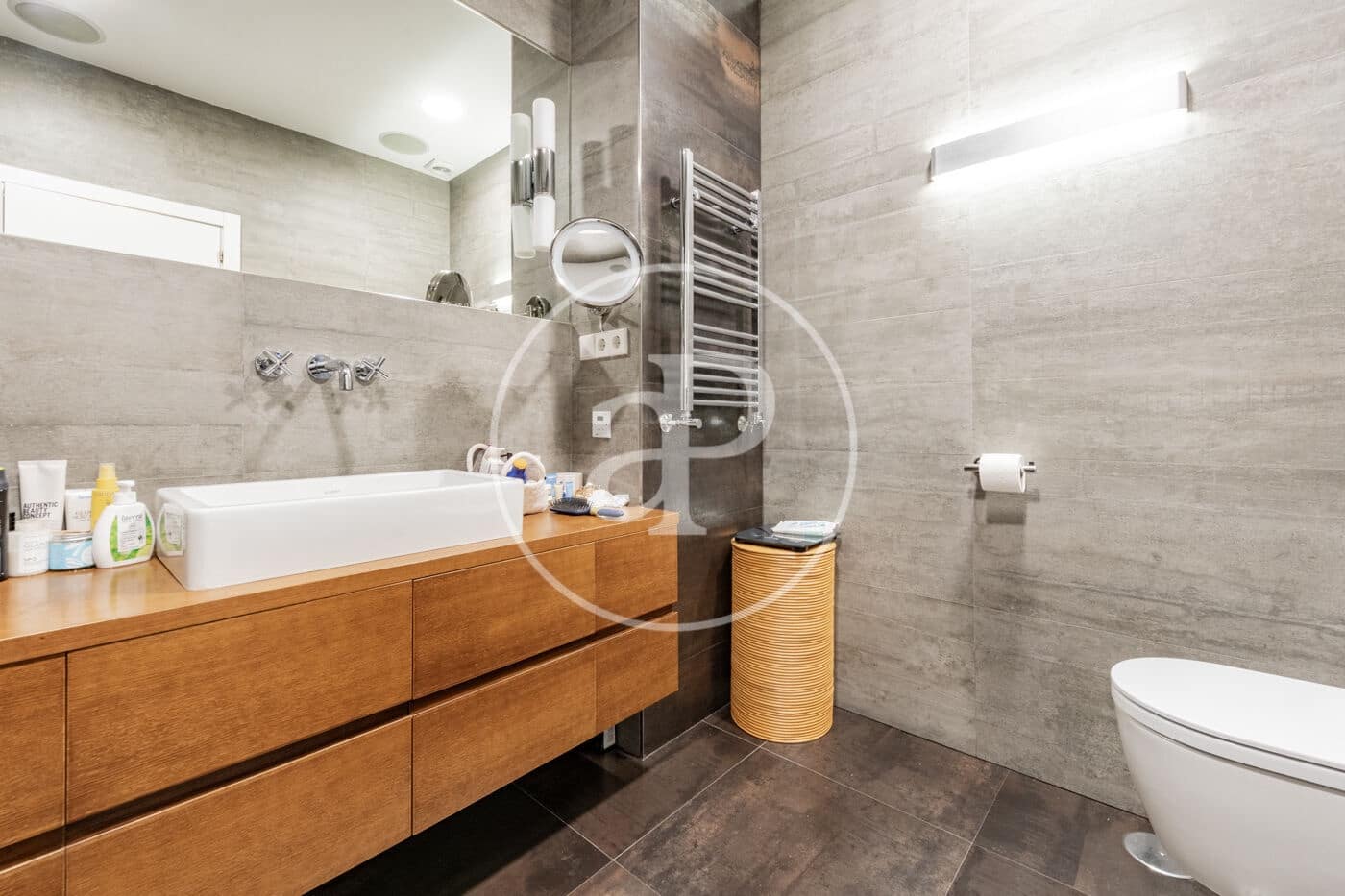 2 bedroom Apartment for rent in Madrid city - € 3,000 (Ref: 9949820)