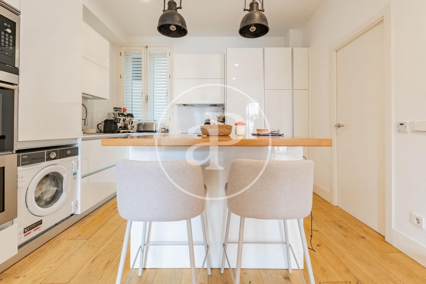 2 bedroom Apartment for rent in Madrid city - € 3,000 (Ref: 9949820)