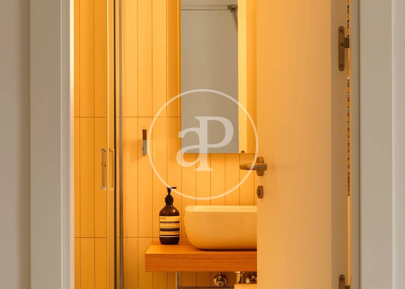 2 soverom Leilighet til leie i Madrid by - € 3 500 (Ref: 9949820)