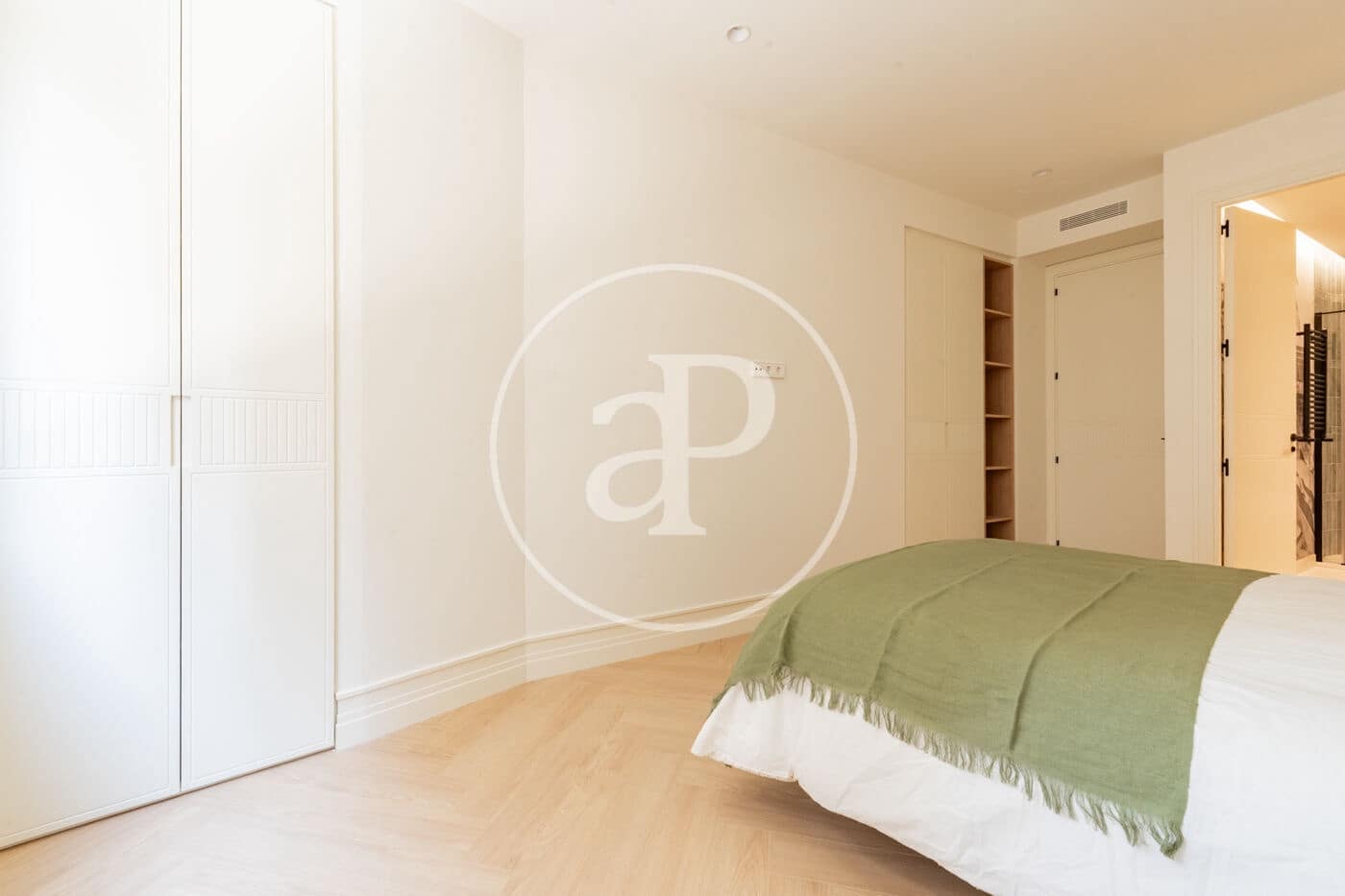 4 slaapkamer Appartement te koop in Madrid stad - € 2.310.000 (Ref: 9949821)
