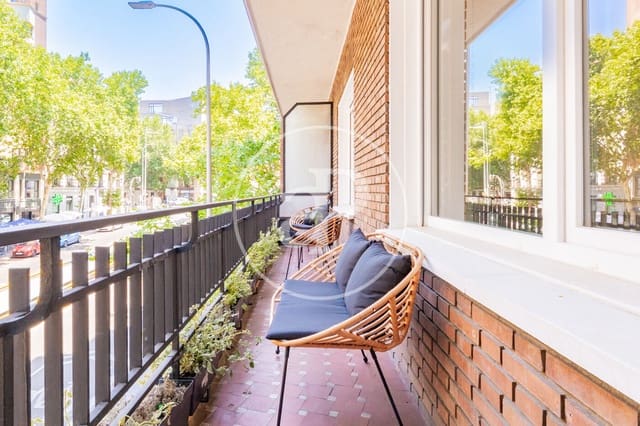 4 sovrum Lägenhet till salu i Argüelles, Madrid stad - 2 310 000 € (Ref: 9949821)