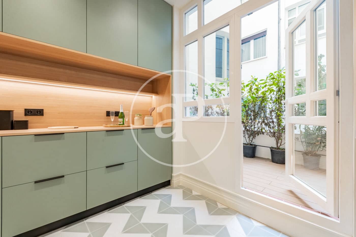 4 soveværelse Lejlighed til salg i Madrid by - € 2.420.000 (Ref: 9949823)