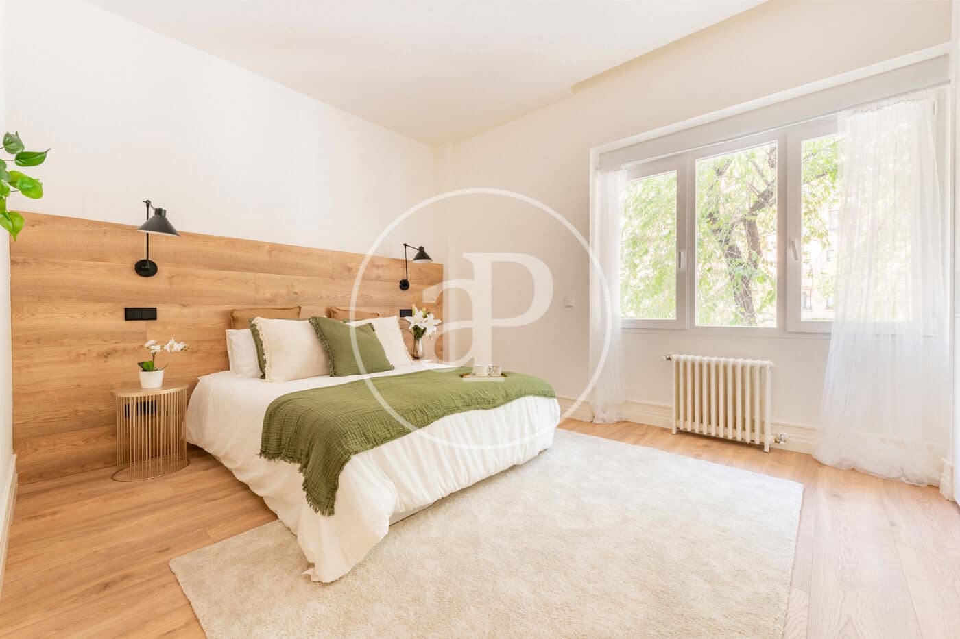 4 soveværelse Lejlighed til salg i Madrid by - € 2.420.000 (Ref: 9949823)