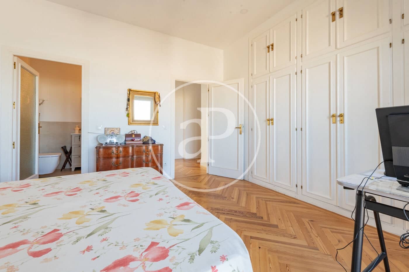 3 makuuhuone Huoneisto myytävänä paikassa Madrid kaupunki - 1 650 000 € (Ref: 9952637)