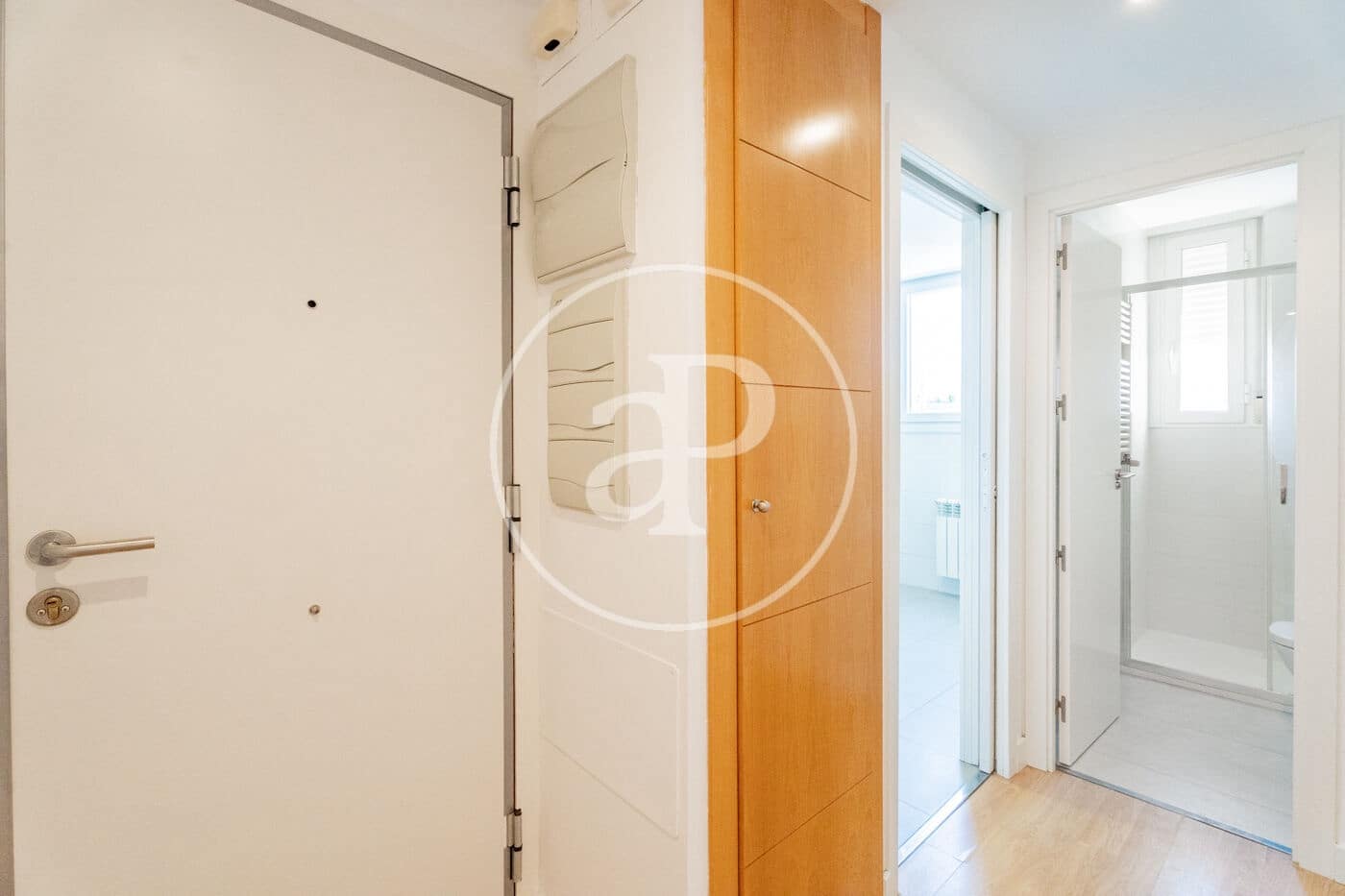 Lejlighed til leje i Madrid by - € 2.300 (Ref: 9952638)