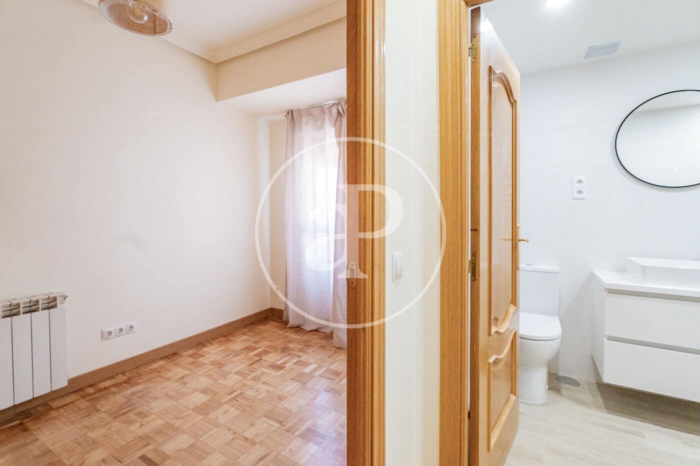 2 sovrum Lägenhet att hyra i Madrid stad - 1 900 € (Ref: 9952640)