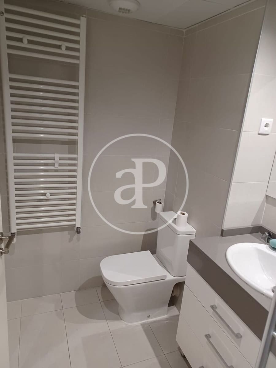 3 sovrum Lägenhet till salu i Madrid stad med pool - 780 000 € (Ref: 9952641)