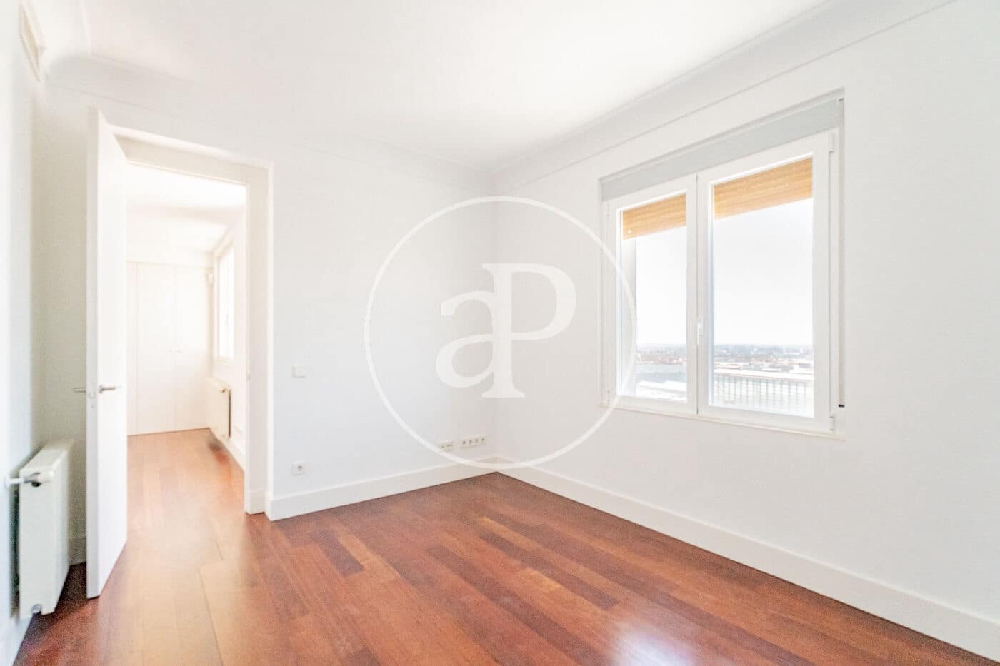 Ático de 3 habitaciones en Madrid ciudad en alquiler - 5.500 € (Ref: 9952647)