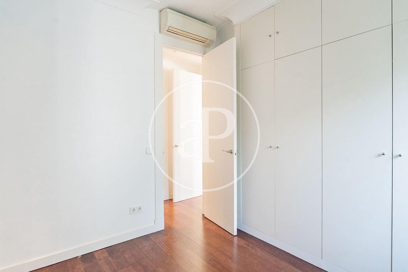 Ático de 3 habitaciones en Madrid ciudad en alquiler - 5.500 € (Ref: 9952647)