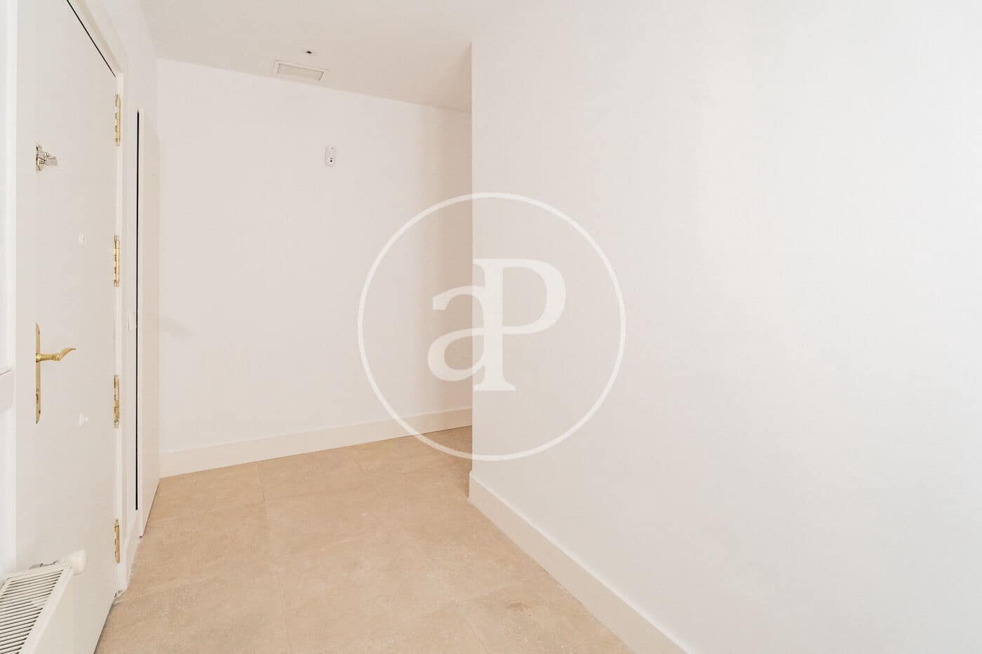 Ático de 3 habitaciones en Madrid ciudad en alquiler - 5.500 € (Ref: 9952647)
