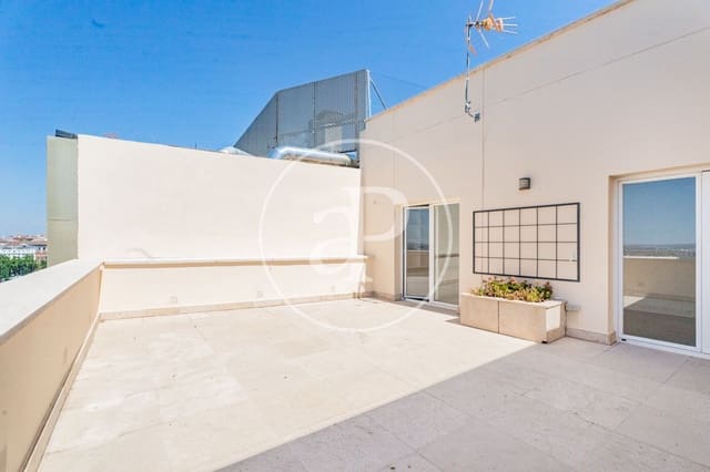 Ático de 3 habitaciones en Jerónimos, Madrid ciudad en alquiler - 5.500 € (Ref: 9952647)