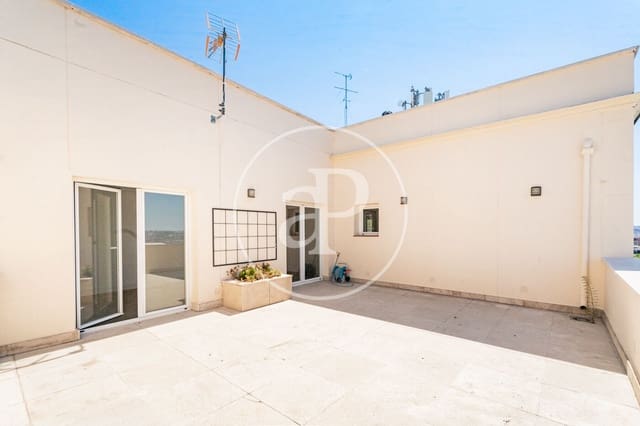 Ático de 3 habitaciones en Jerónimos, Madrid ciudad en alquiler - 5.500 € (Ref: 9952647)