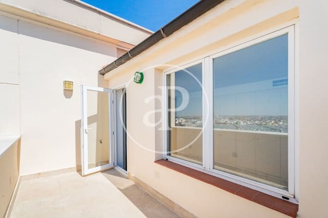 Ático de 3 habitaciones en Jerónimos, Madrid ciudad en alquiler - 5.500 € (Ref: 9952647)