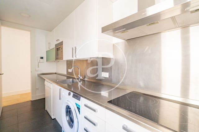 Ático de 3 habitaciones en Jerónimos, Madrid ciudad en alquiler - 5.500 € (Ref: 9952647)