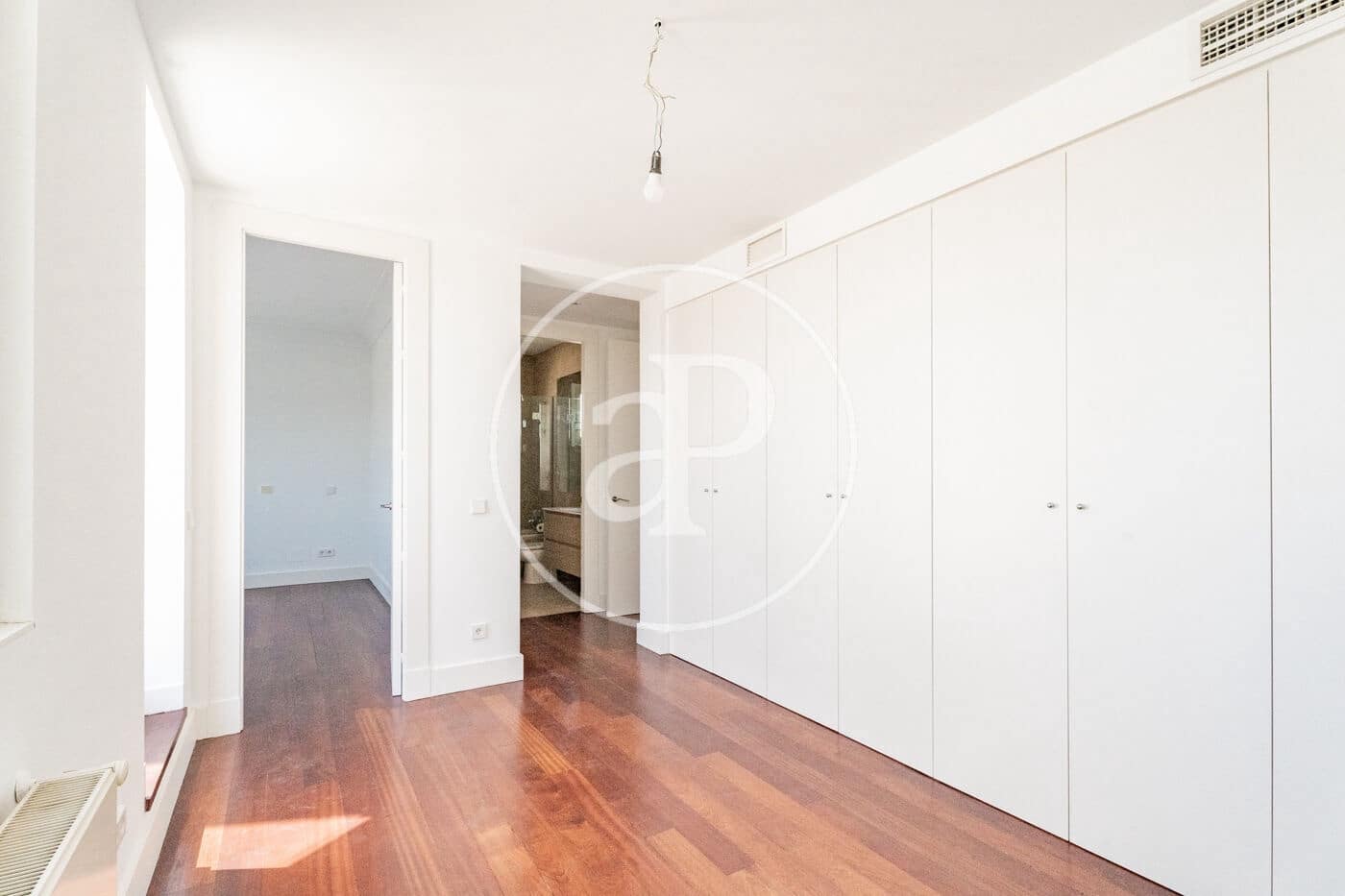 Ático de 3 habitaciones en Madrid ciudad en alquiler - 5.500 € (Ref: 9952647)