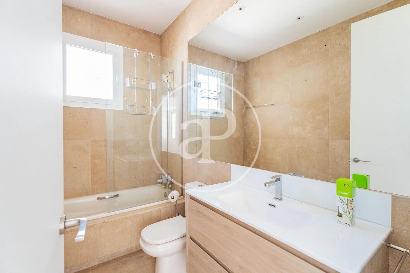 Ático de 3 habitaciones en Madrid ciudad en alquiler - 5.500 € (Ref: 9952647)