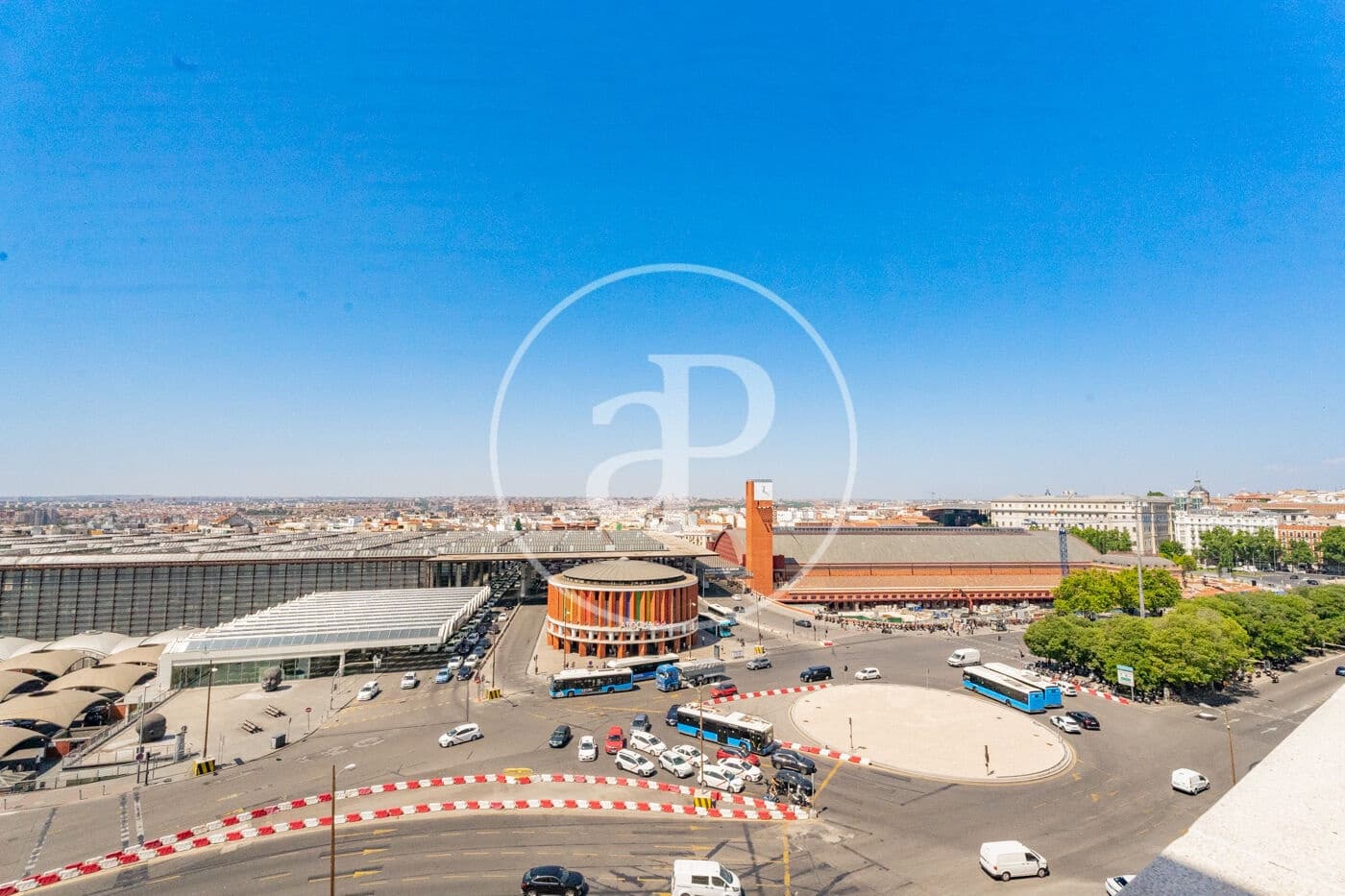 Ático de 3 habitaciones en Madrid ciudad en alquiler - 5.500 € (Ref: 9952647)