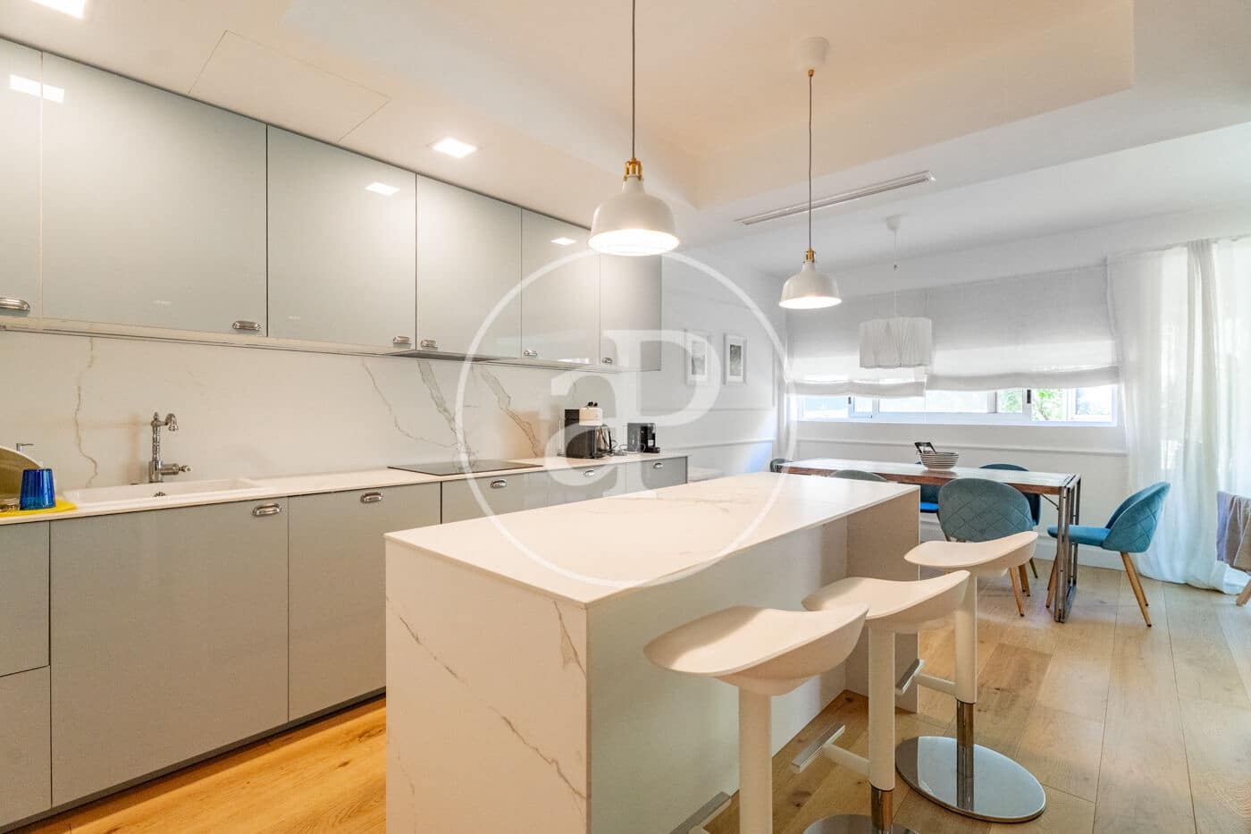 3 bedroom Apartment for rent in Madrid city - € 5,900 (Ref: 9954469)