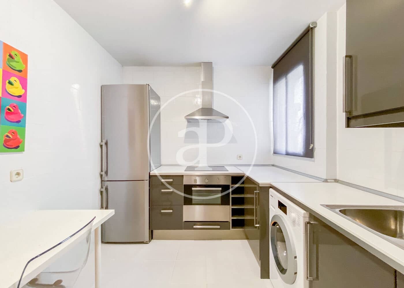 Apartamento de 2 habitaciones en Madrid ciudad en alquiler con garaje - 2.500 € (Ref: 9954470)