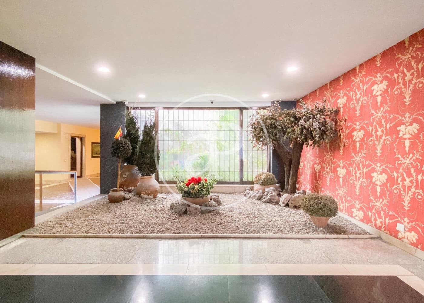 Apartamento de 2 habitaciones en Madrid ciudad en alquiler con garaje - 2.500 € (Ref: 9954470)