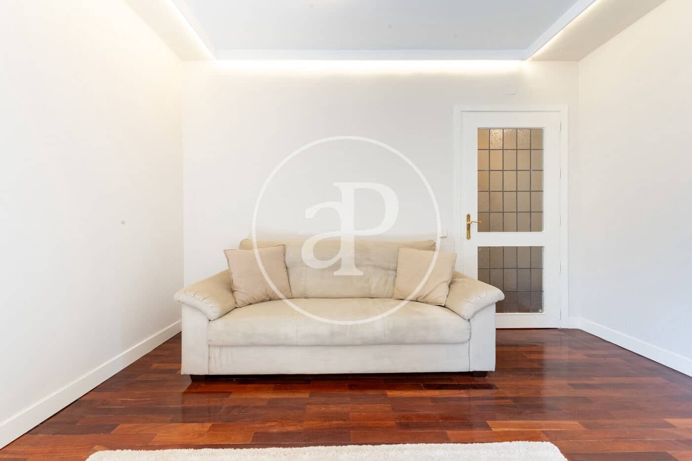 2 soverom Leilighet til leie i Madrid by med garasje - € 2 500 (Ref: 9954470)