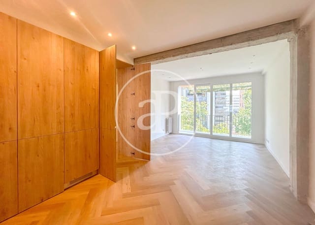3 makuuhuone Huoneisto vuokrattavana paikassa Castillejos, Madrid kaupunki - 2 400 € (Ref: 9954471)