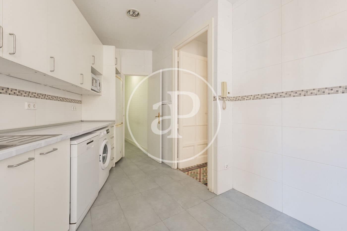 3 quarto Apartamento para arrendar em Madrid cidade com garagem - 3 450 € (Ref: 9954472)