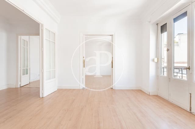 3 quarto Apartamento para arrendar em Justicia, Madrid cidade com garagem - 3 450 € (Ref: 9954472)