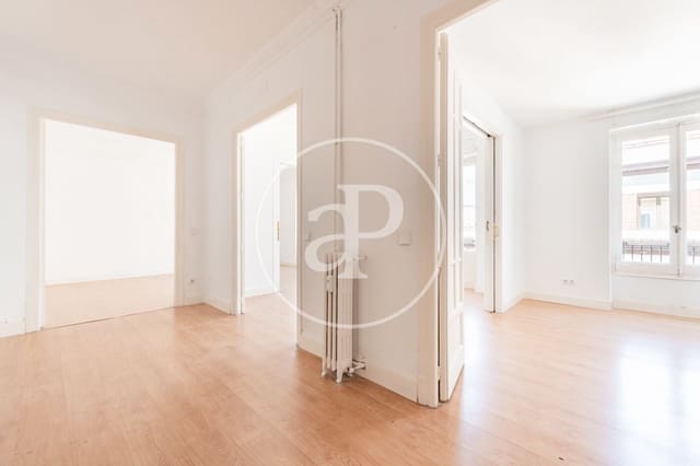 3 quarto Apartamento para arrendar em Justicia, Madrid cidade com garagem - 3 450 € (Ref: 9954472)