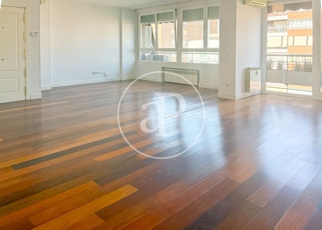 3 soveværelse Lejlighed til leje i El Viso, Madrid by med garage - € 4.000 (Ref: 9954473)