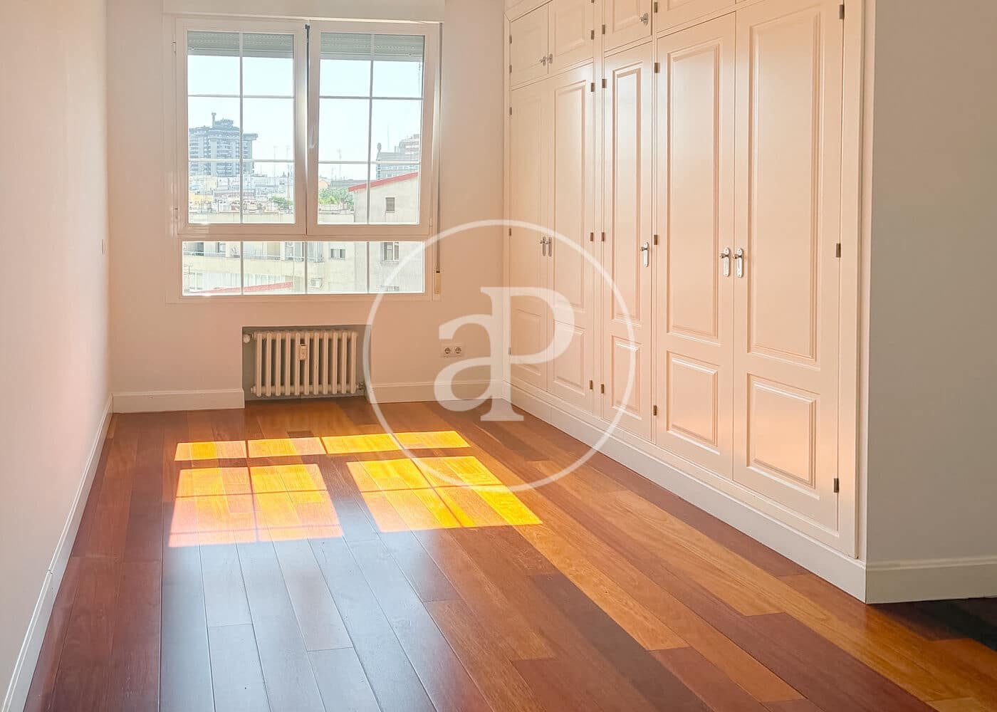 3 soveværelse Lejlighed til leje i Madrid by med garage - € 4.000 (Ref: 9954473)