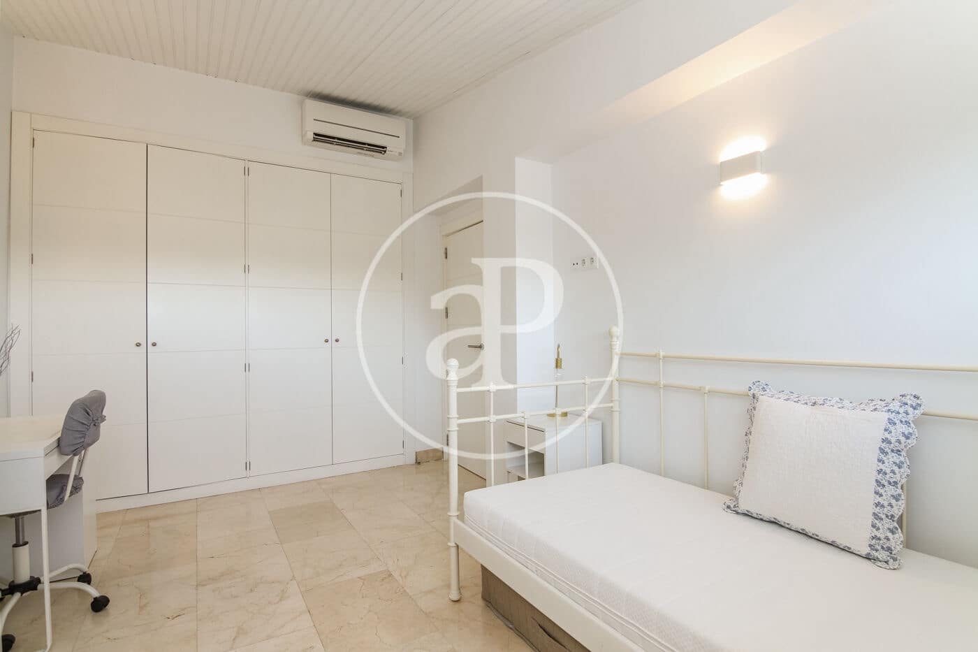 2 makuuhuone Huoneisto vuokrattavana paikassa Madrid kaupunki mukana uima-altaan - 2 400 € (Ref: 9954474)
