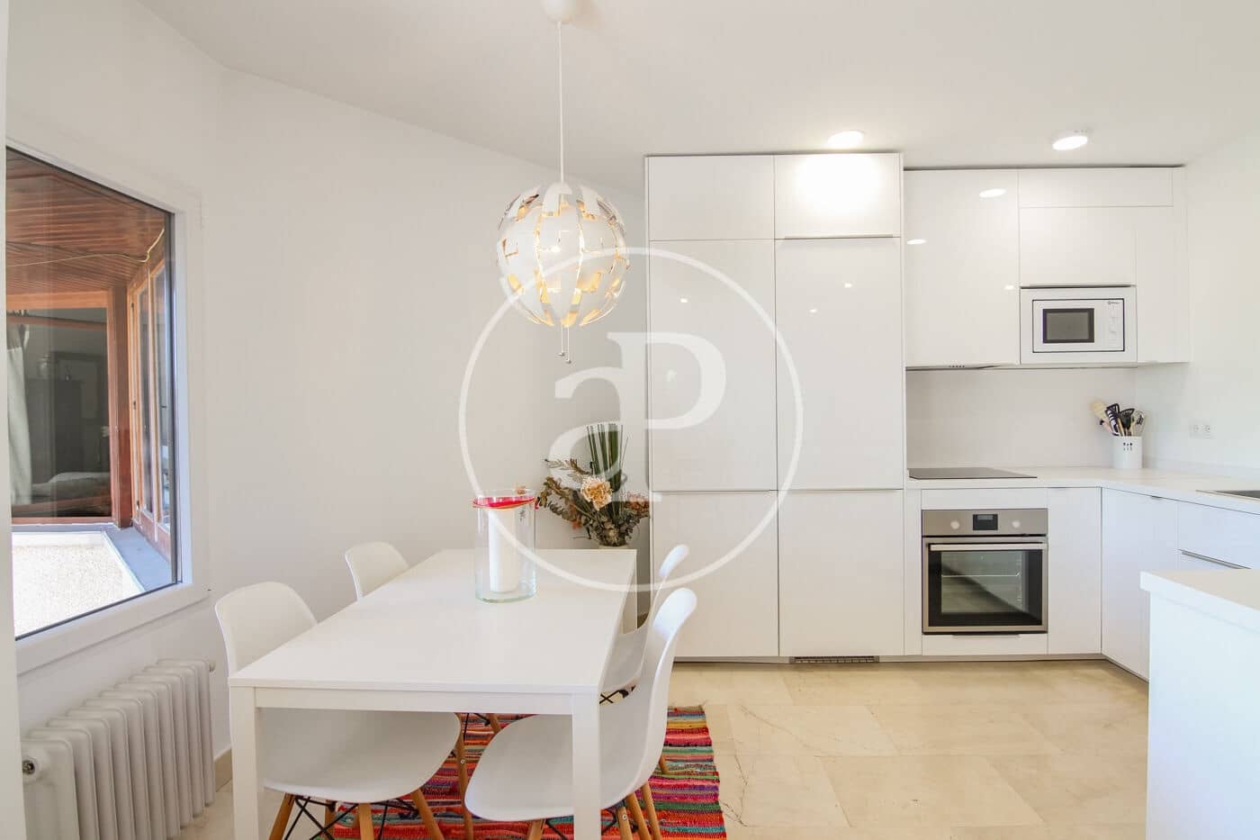 2 makuuhuone Huoneisto vuokrattavana paikassa Madrid kaupunki mukana uima-altaan - 2 400 € (Ref: 9954474)