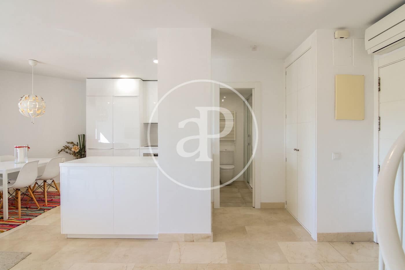 2 makuuhuone Huoneisto vuokrattavana paikassa Madrid kaupunki mukana uima-altaan - 2 400 € (Ref: 9954474)