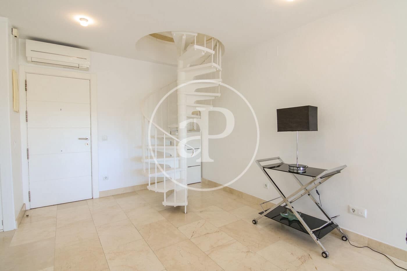 2 makuuhuone Huoneisto vuokrattavana paikassa Madrid kaupunki mukana uima-altaan - 2 400 € (Ref: 9954474)
