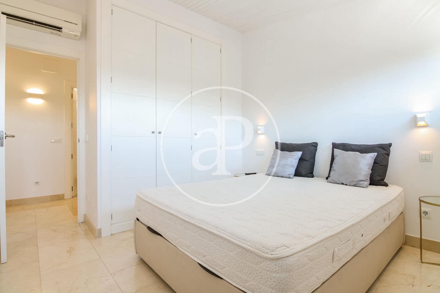 2 makuuhuone Huoneisto vuokrattavana paikassa Madrid kaupunki mukana uima-altaan - 2 400 € (Ref: 9954474)