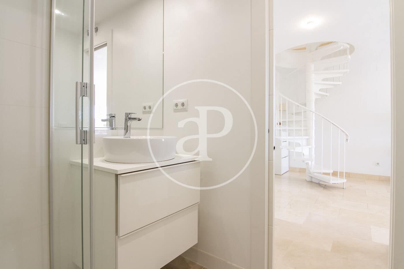 2 makuuhuone Huoneisto vuokrattavana paikassa Madrid kaupunki mukana uima-altaan - 2 400 € (Ref: 9954474)