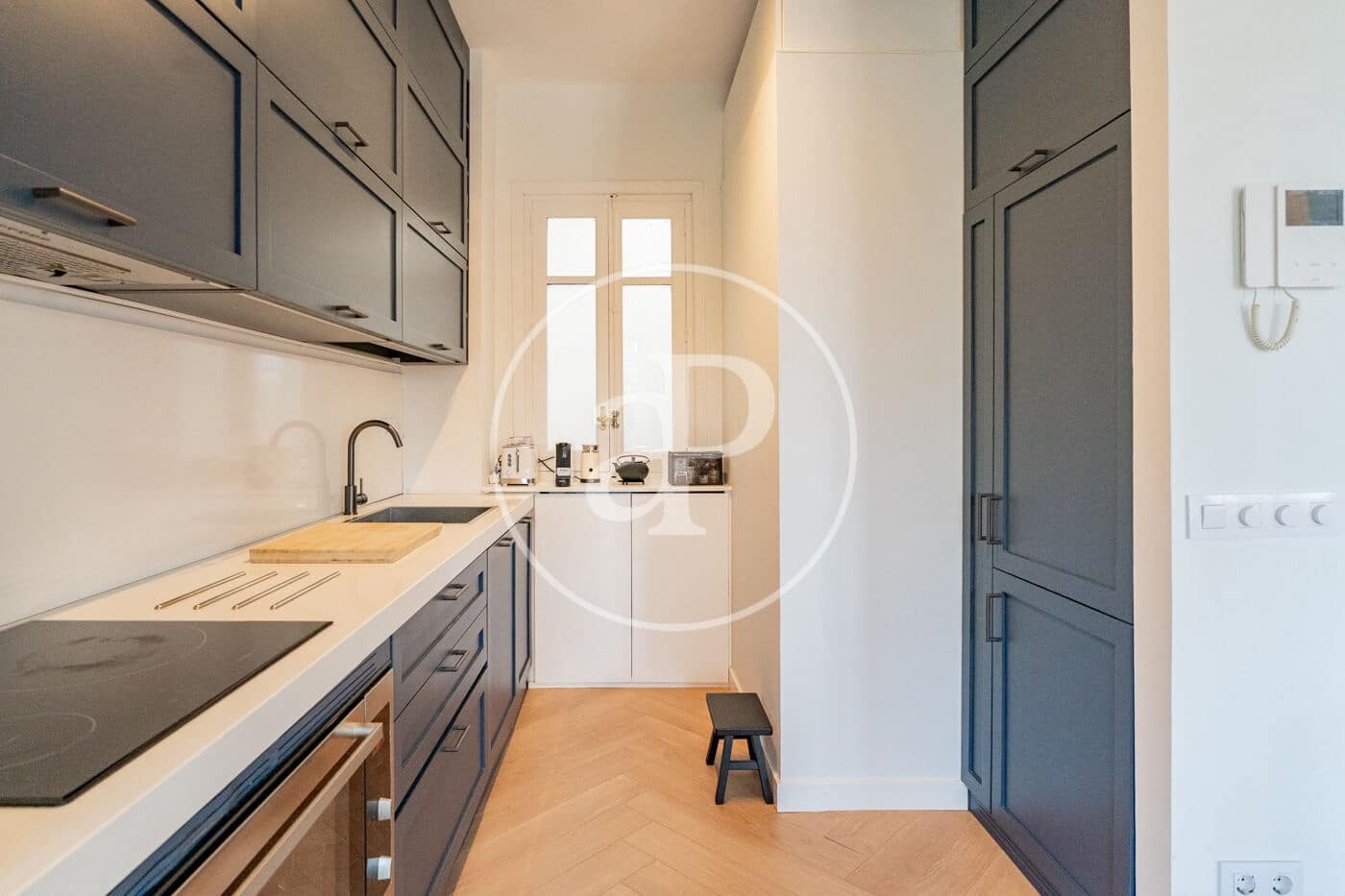 2 soveværelse Lejlighed til leje i Madrid by - € 6.000 (Ref: 9954476)