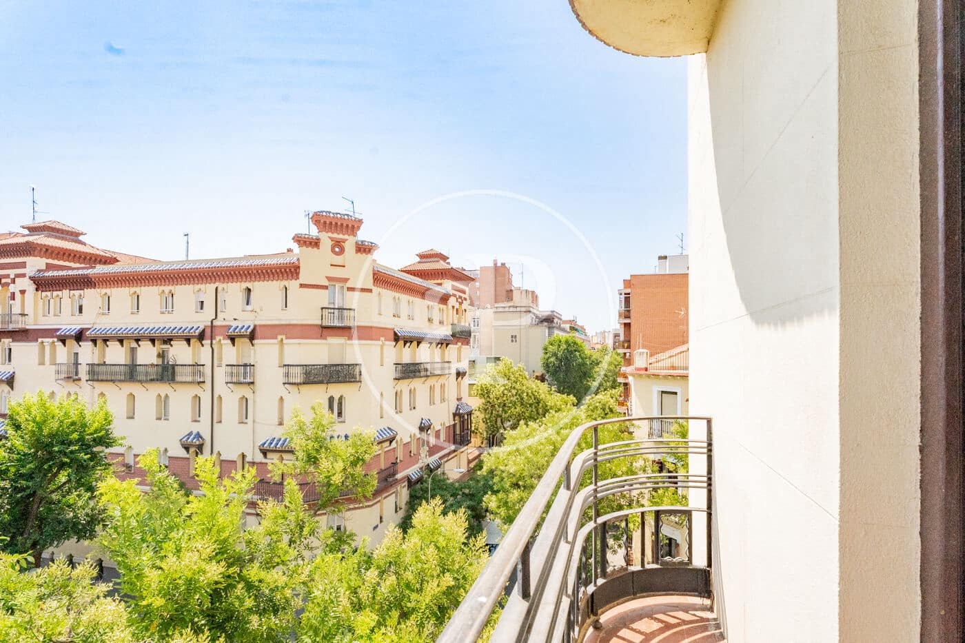 2 soveværelse Lejlighed til leje i Madrid by - € 6.000 (Ref: 9954476)