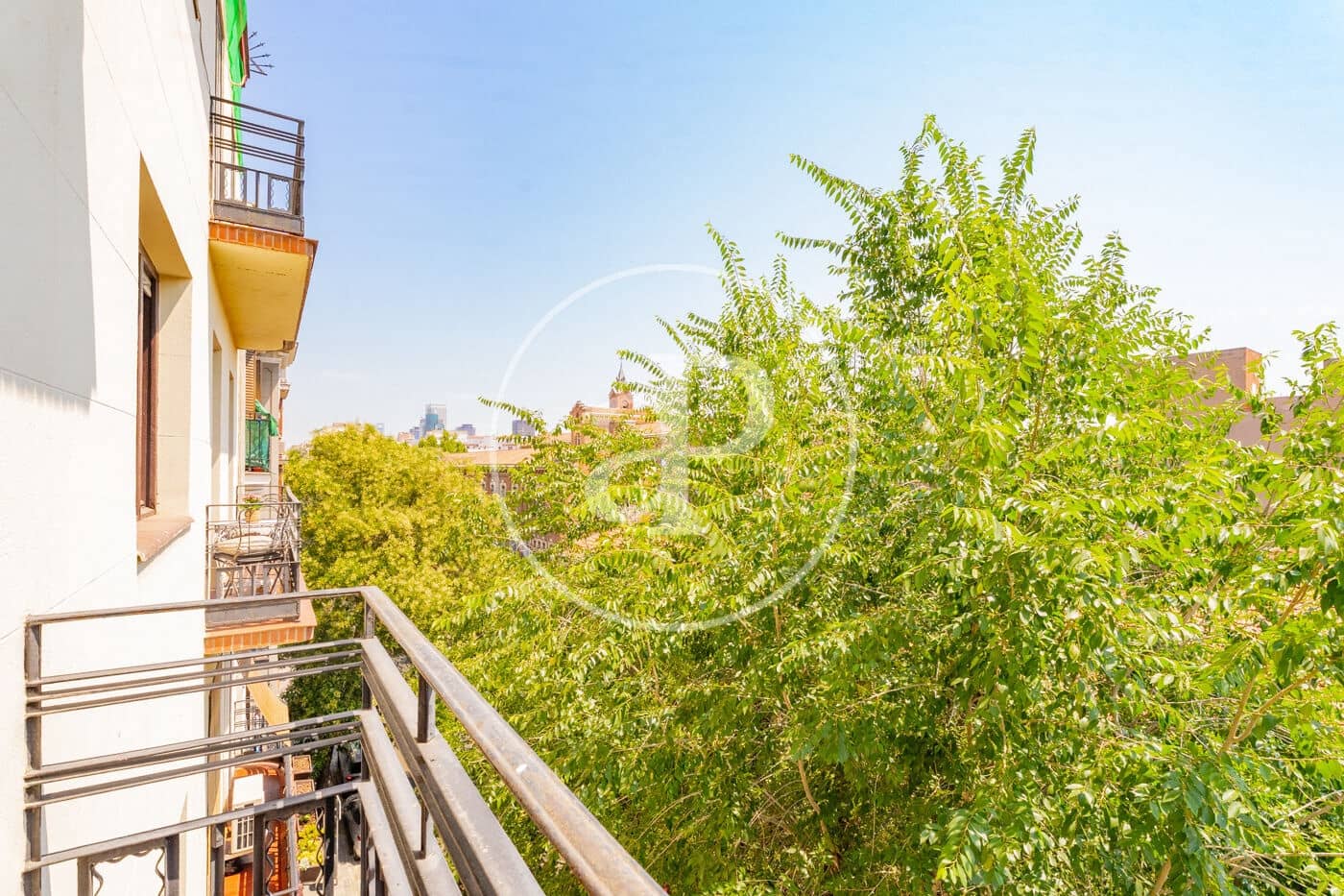 2 soveværelse Lejlighed til leje i Madrid by - € 6.000 (Ref: 9954476)