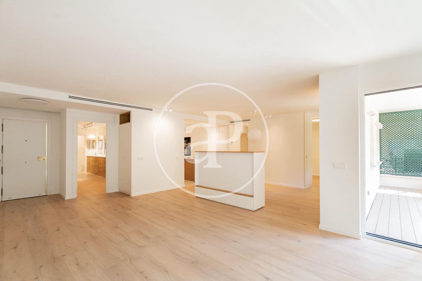 3 bedroom Apartment for sale in Madrid city - € 1,140,000 (Ref: 9954477)