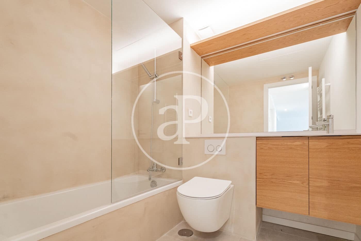 3 bedroom Apartment for sale in Madrid city - € 1,140,000 (Ref: 9954477)
