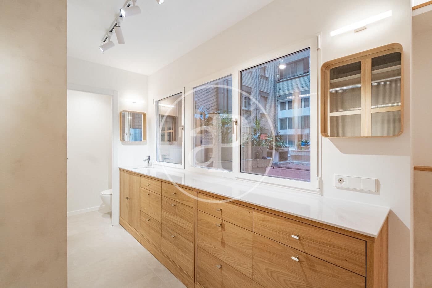 3 bedroom Apartment for sale in Madrid city - € 1,140,000 (Ref: 9954477)