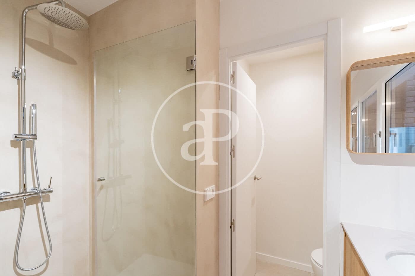 3 bedroom Apartment for sale in Madrid city - € 1,140,000 (Ref: 9954477)
