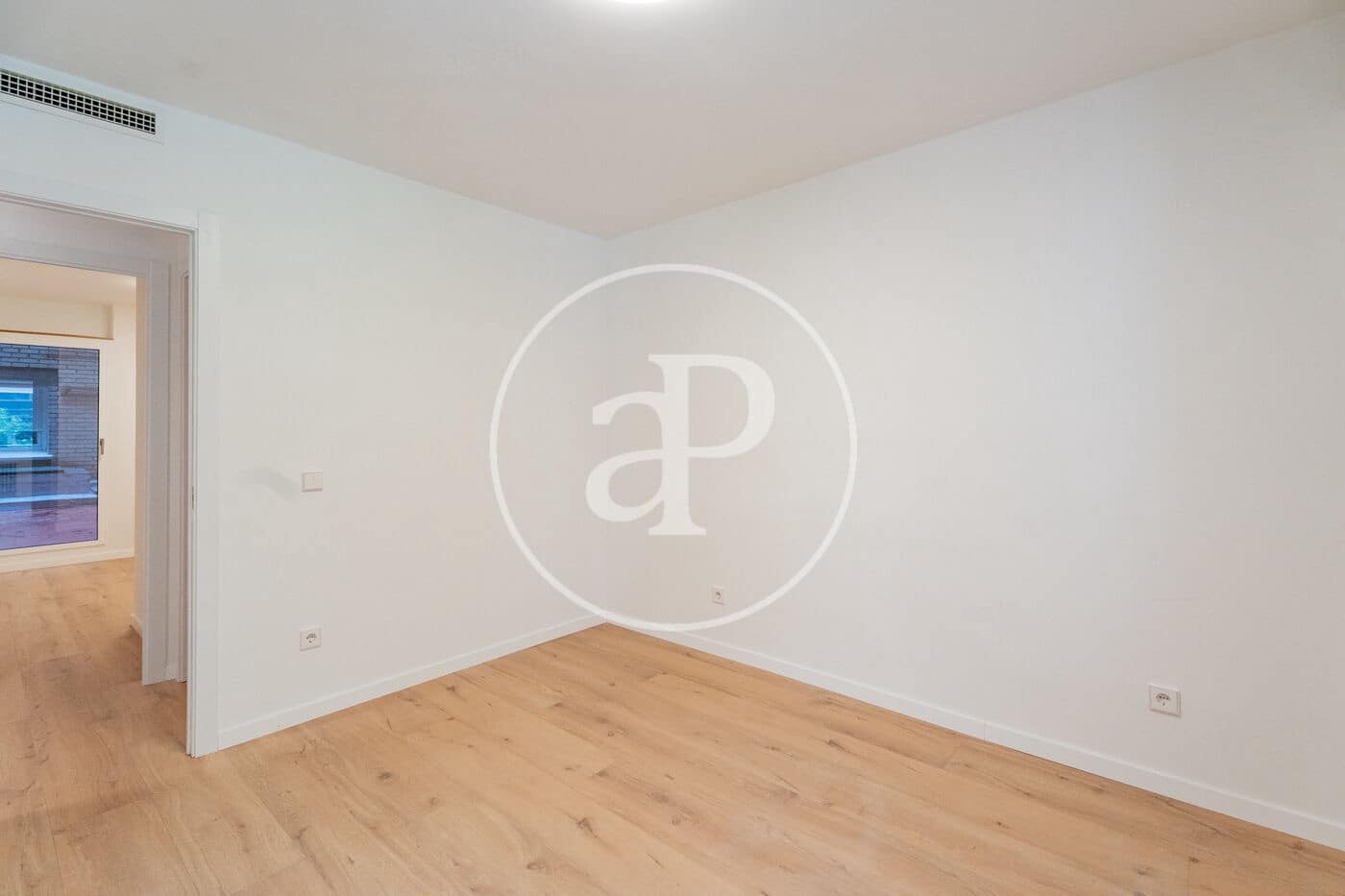 3 bedroom Apartment for sale in Madrid city - € 1,140,000 (Ref: 9954477)
