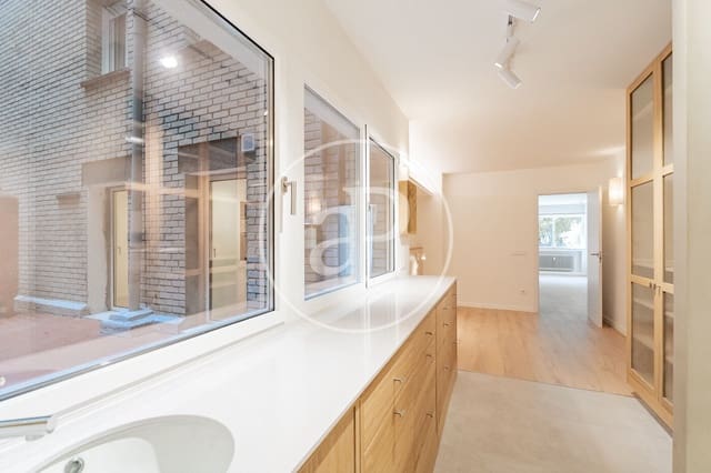 3 bedroom Apartment for sale in Jerónimos, Madrid city - € 1,140,000 (Ref: 9954477)