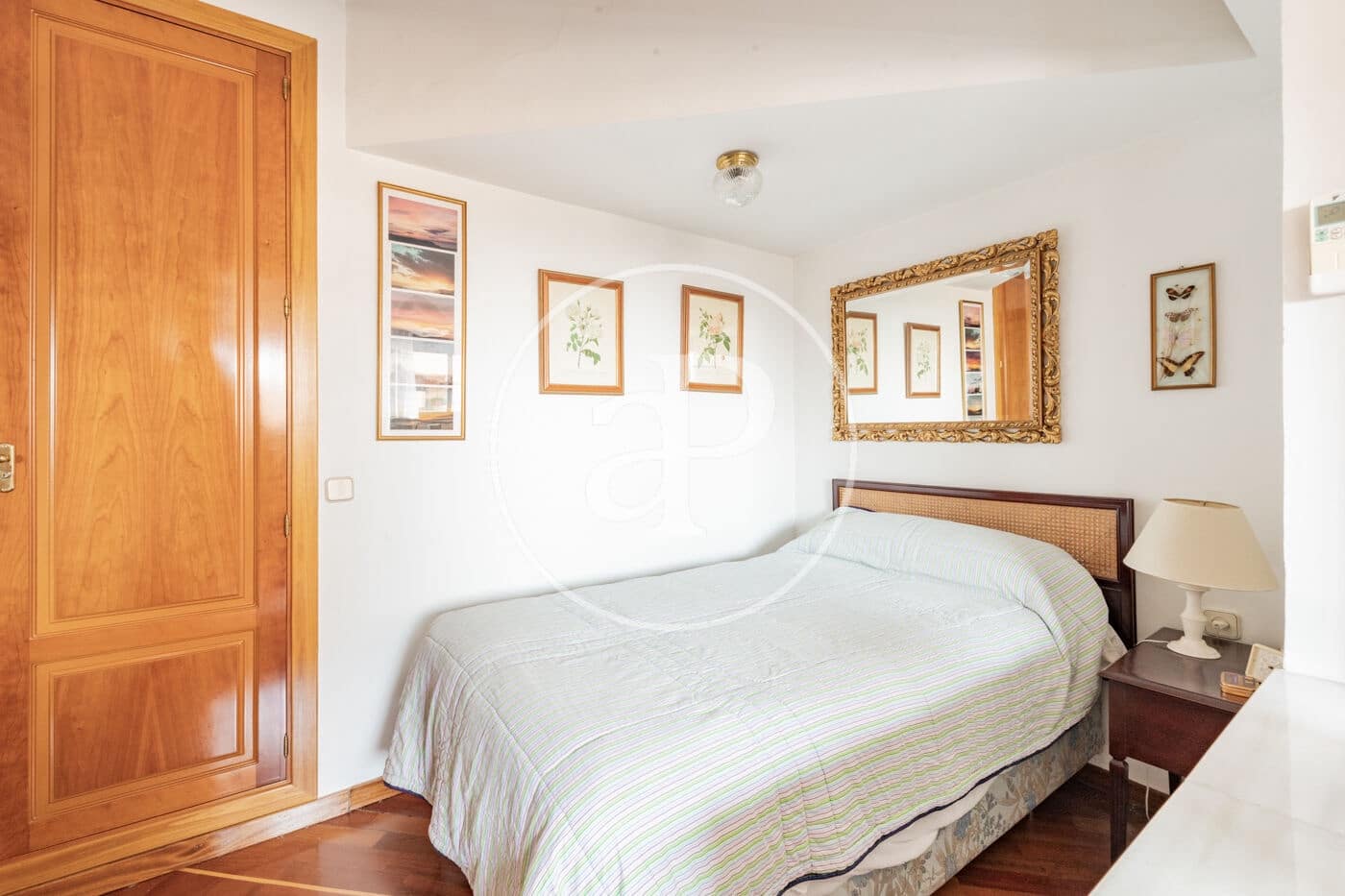 2 sypialnia Penthouse na sprzedaż w Miasto Madryt z basenem - 795 000 € (Ref: 9958173)