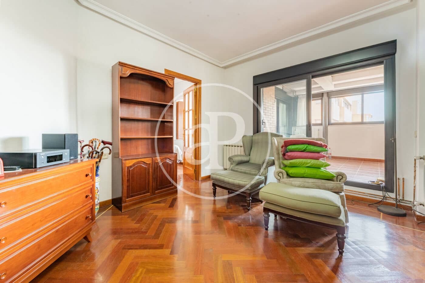 2 sypialnia Penthouse na sprzedaż w Miasto Madryt z basenem - 795 000 € (Ref: 9958173)